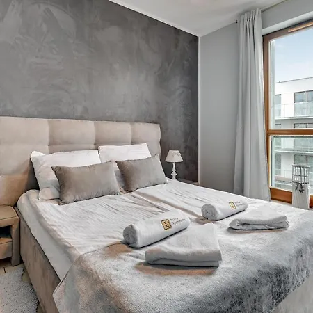 Hampton - Nadmorski Dwór Apartament *