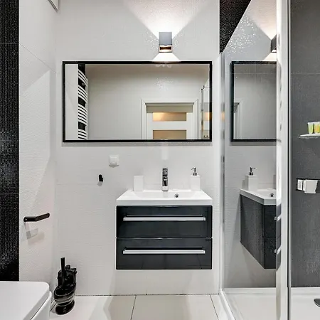 Apartament Hampton - Nadmorski Dwór *