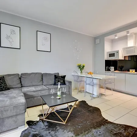 Hampton - Nadmorski Dwor * Gdansk