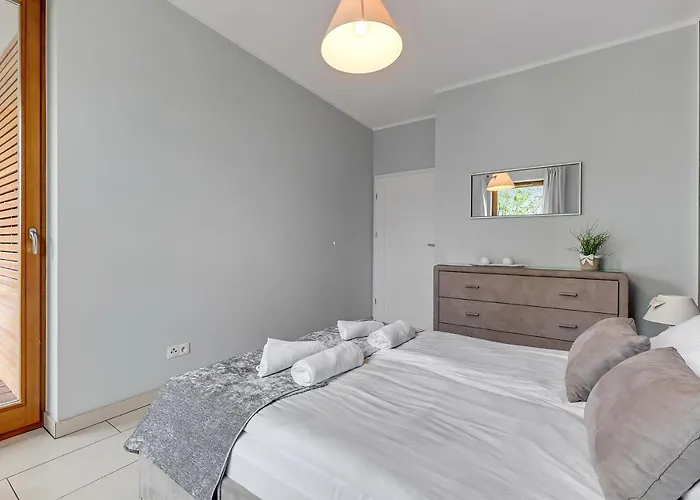 Hampton - Nadmorski Dwor 格但斯克